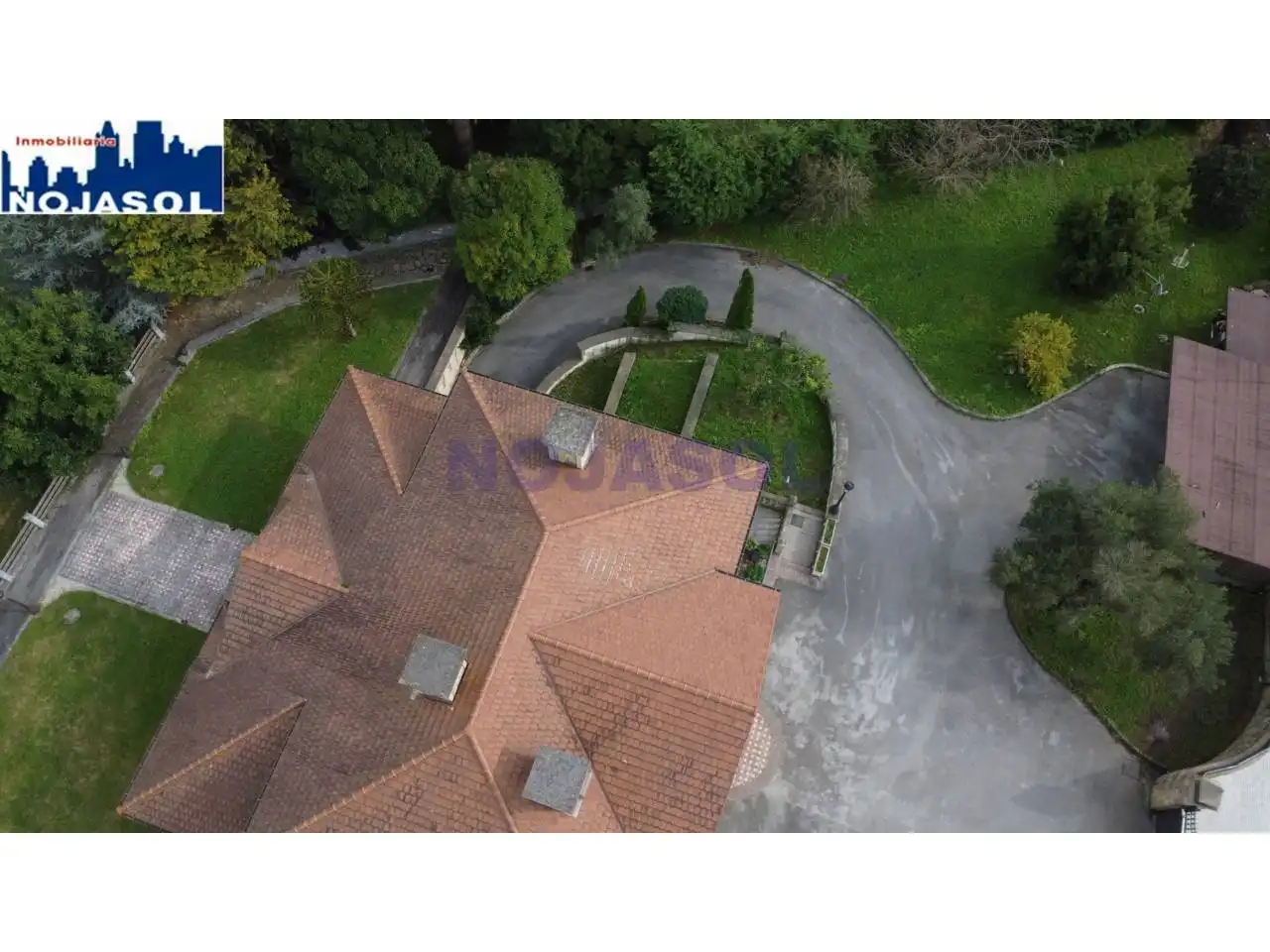 Vista exterior de Casa o chalet en venta en Noja con Aire acondicionado, Calefacción y Jardín privado