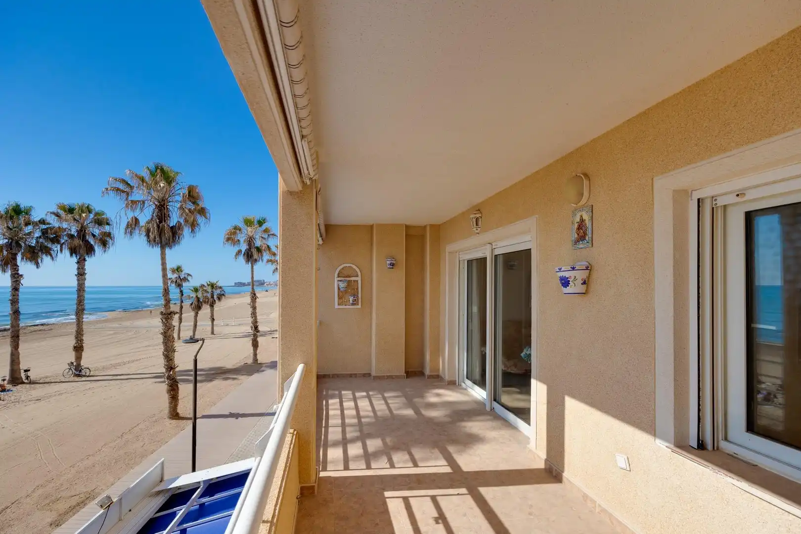 Apartament amb terrassa en venda a La Mata, imagen 2