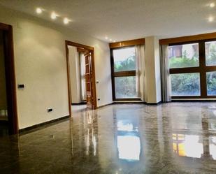 Flat for sale in  Valencia Capital  with Air Conditioner, Parquet flooring and Terrace