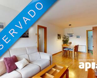 Exterior view of Flat for sale in Barberà del Vallès  with Heating, Parquet flooring and Community pool
