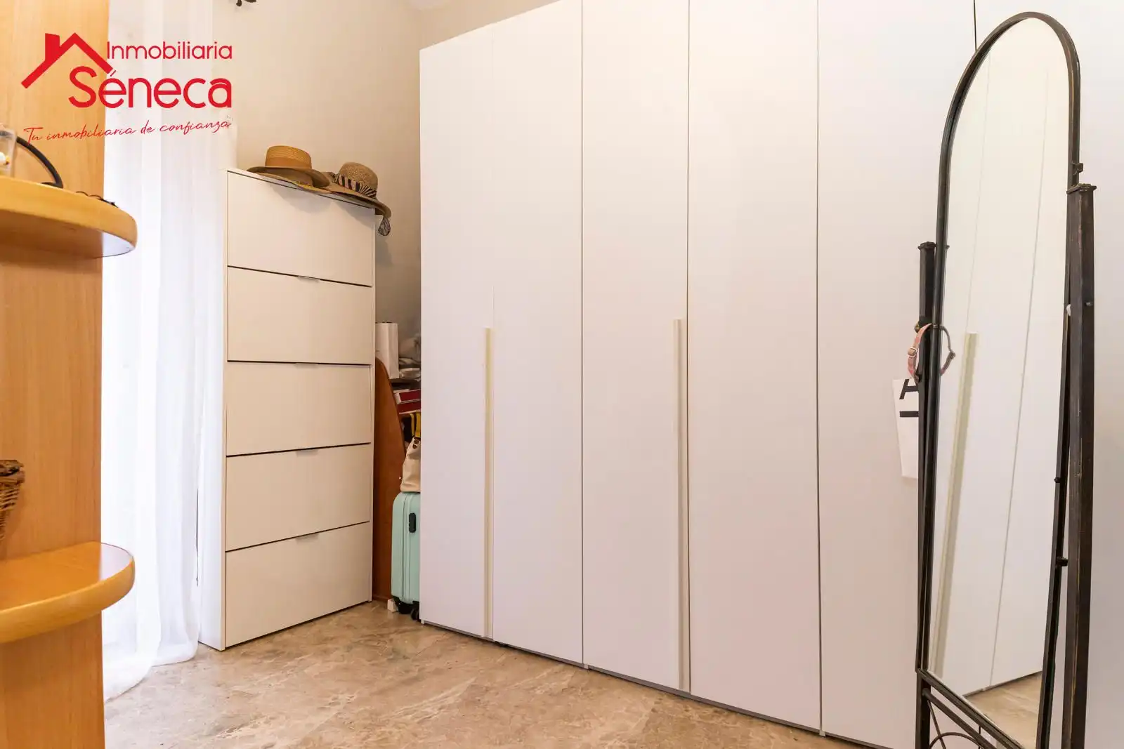 Dormitori de Casa o xalet en venda en Córdoba amb Aire condicionat, Calefacció i Terrassa