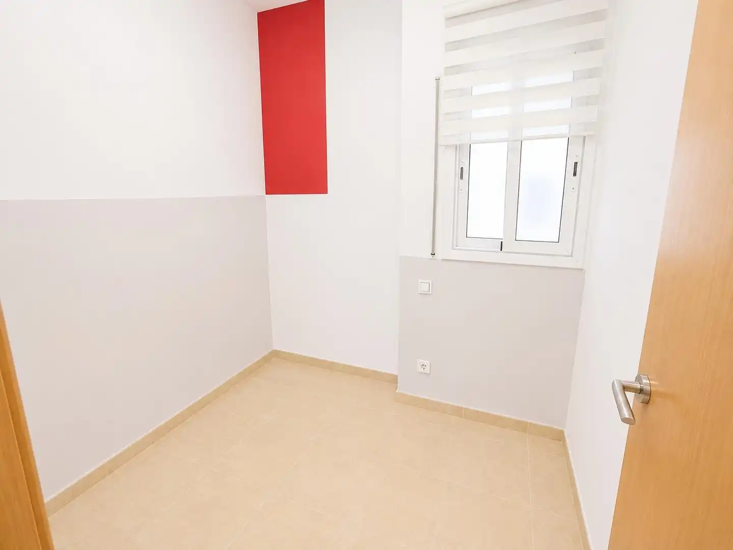 Habitación de Ático en venta en Rubí con Calefacción, Terraza y Balcón