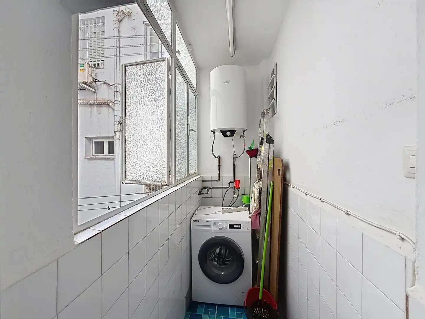 Balcony of Flat for sale in Sevilla  with Air Conditioner, Terrace and Furnished