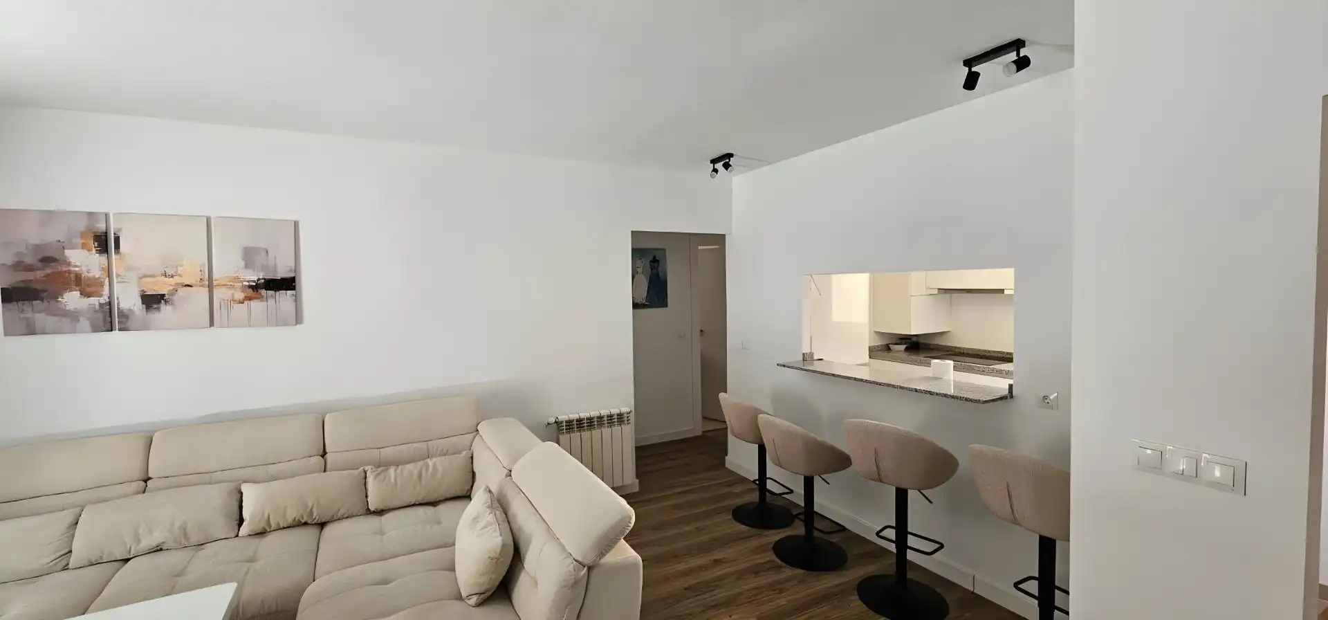Flat for rent in Calle POLO Y CAÑA, La Cruz
