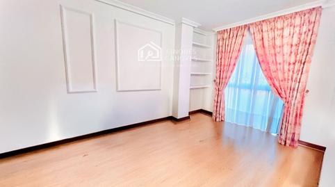 Foto 3 de Piso en venta en Castell de Solterra, Montilivi, Girona Capital