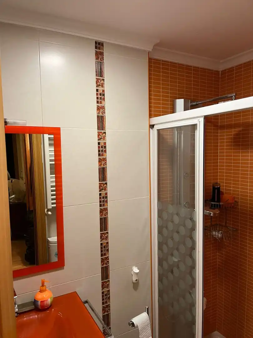 Baño de Piso en venta en Albacete con Calefacción, Trastero y Balcón