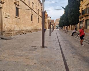 Vista exterior de Local en venda en Orihuela