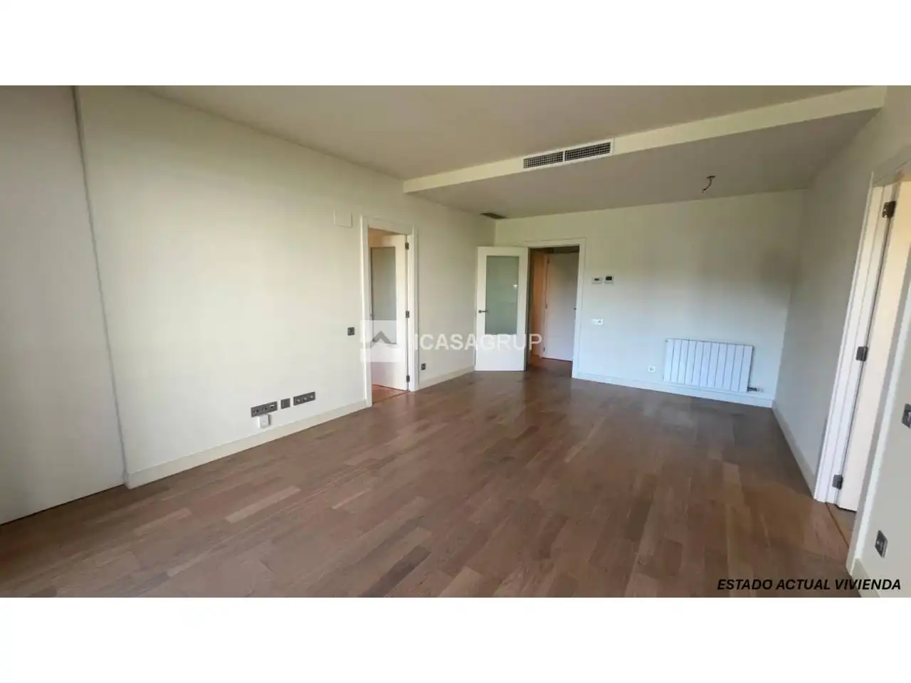 Bedroom of Flat for sale in Barcelona  with Air Conditioner, Heating and Parquet flooring