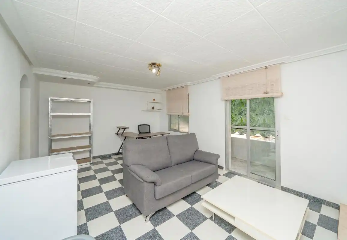 Flat for sale in Alicante / Alacant  with Heating and Furnished