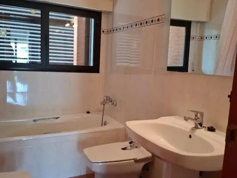 Bathroom of Flat for sale in Igea  with Balcony