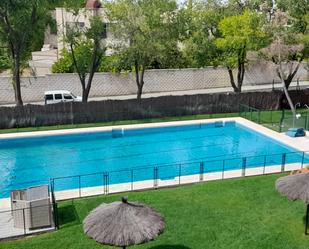 Swimming pool of Flat to rent in  Madrid Capital  with Air Conditioner