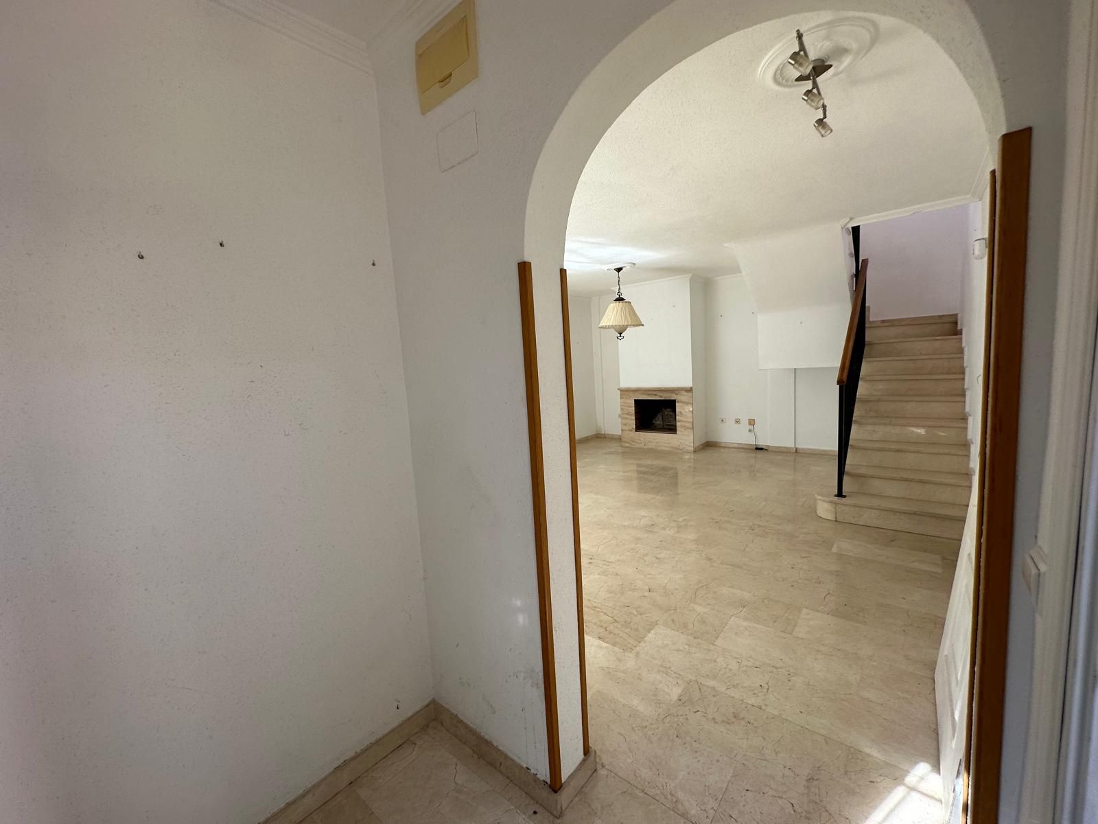 Casa adosada en venda en Mutxamel