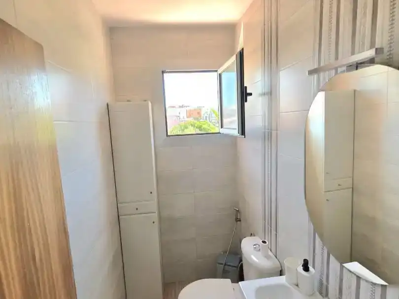 Baño de Piso en venta en Telde con Balcón