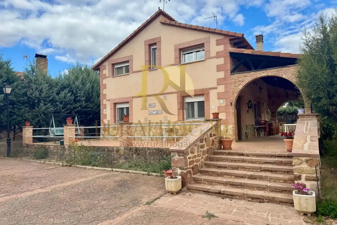 Exterior view of Houses for sale in Molina de Aragón  with Private garden, Parquet flooring and Storage room