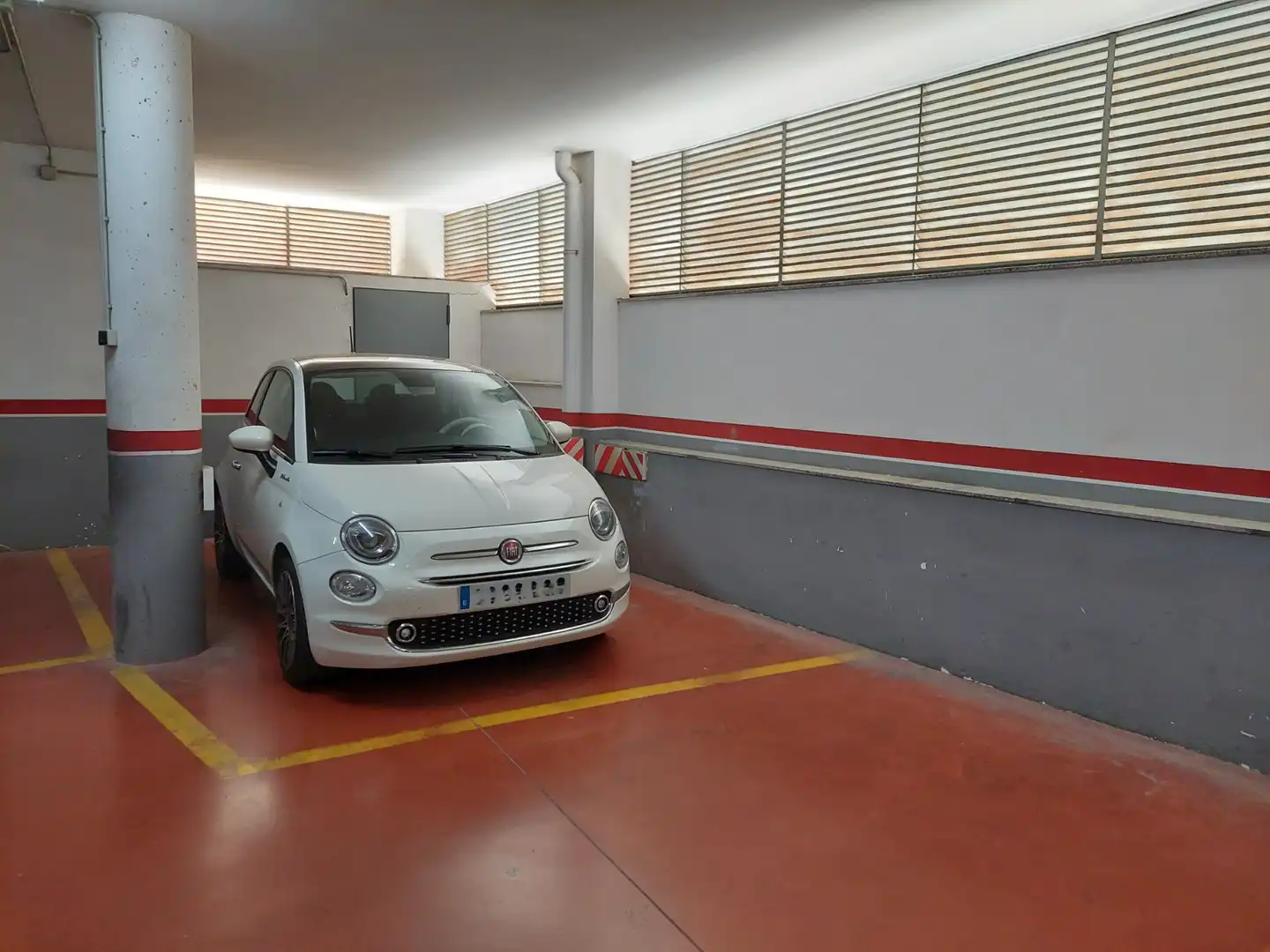 Parking de Piso en venta en Manresa con Aire acondicionado, Calefacción y Trastero