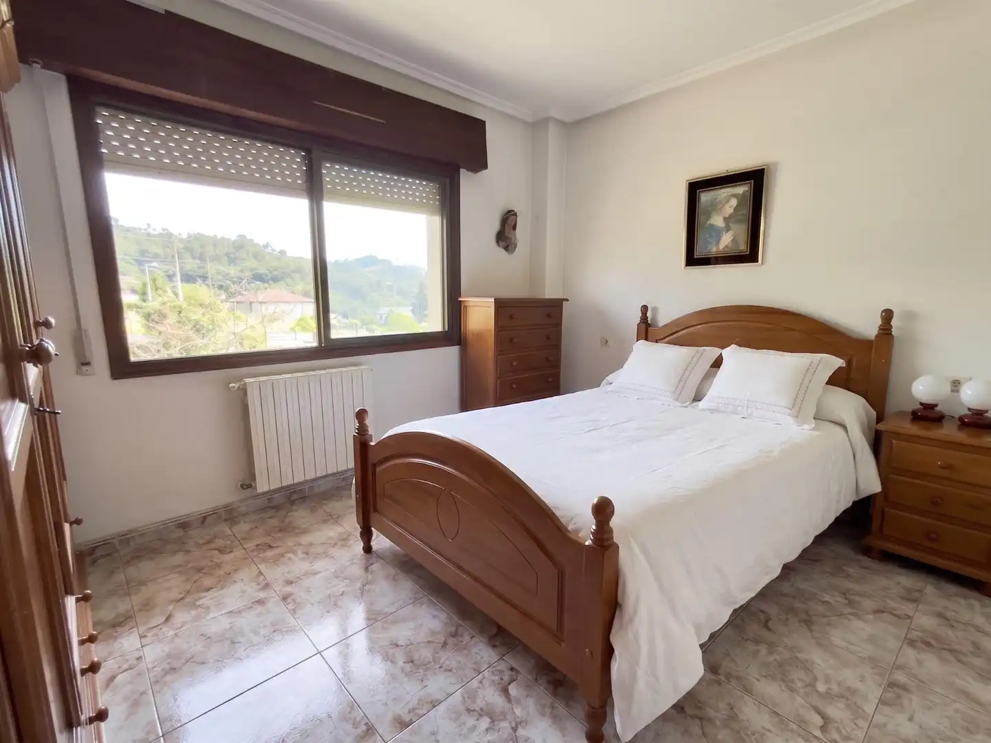 Habitación de Casa o chalet en venta en Ourense Capital  con Calefacción, Jardín privado y Terraza