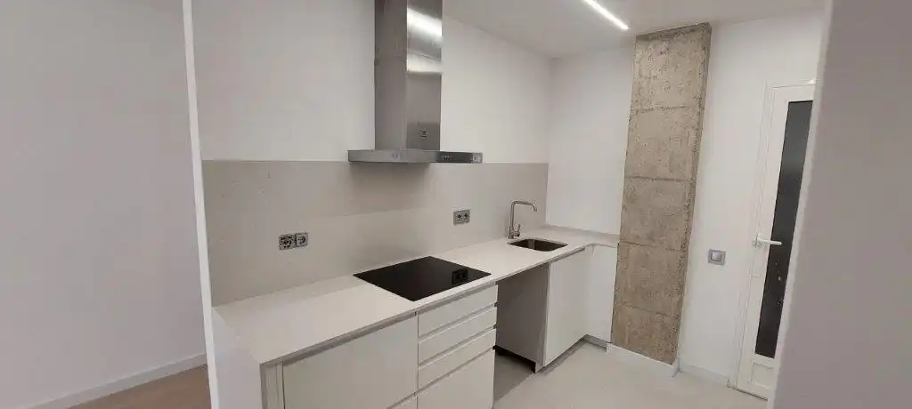 Cocina de Piso en venta en Sant Joan Despí con Aire acondicionado, Calefacción y Horno