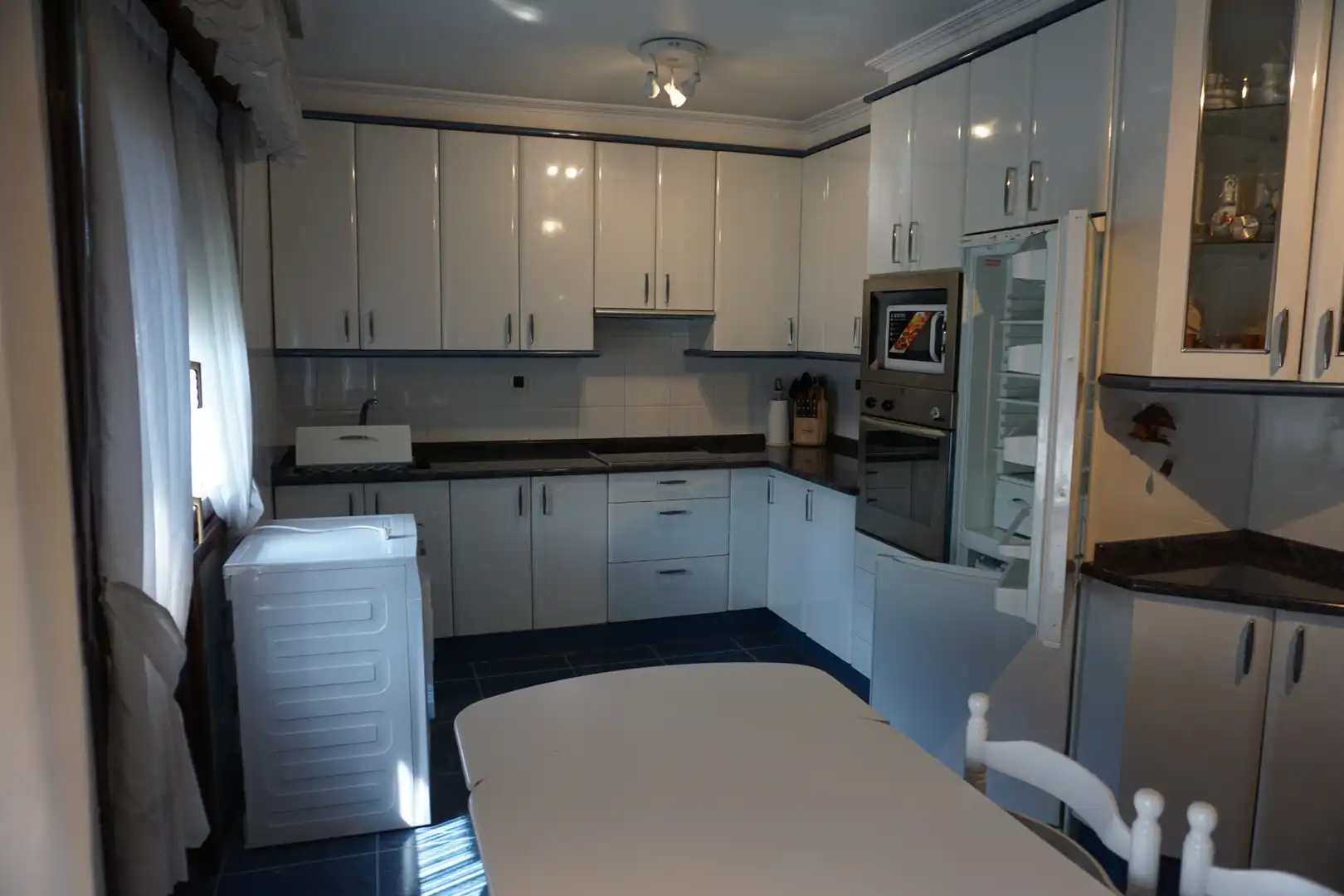 Cocina de Piso en venta en Ugao- Miraballes con Calefacción, Terraza y Trastero