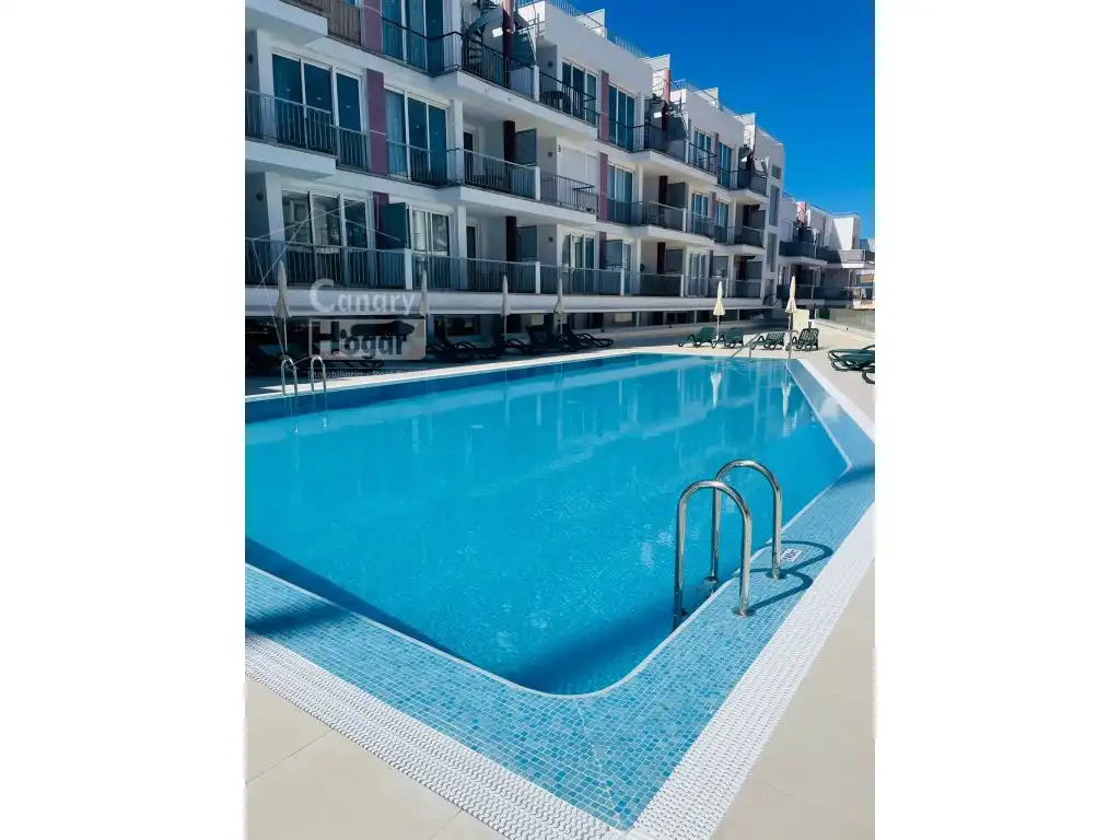 Apartamento con ascensor en venta en Calle Antonio González Barrios, imagen 3