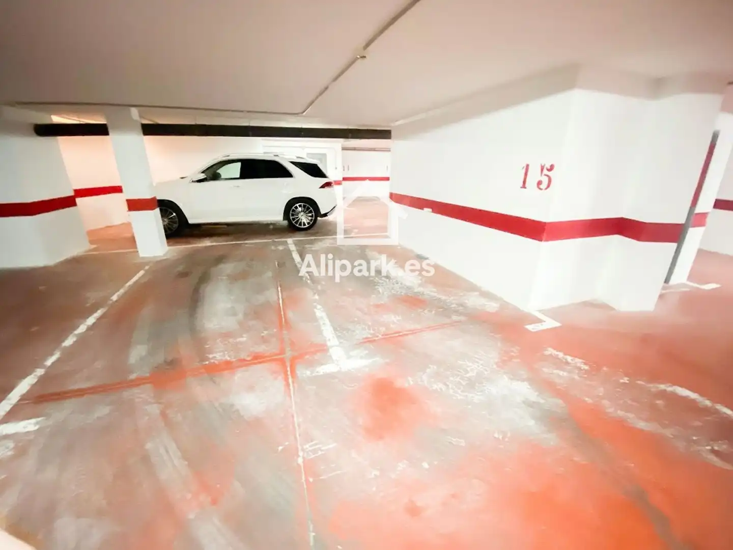 Aparcament de Pis en venda en Alicante / Alacant amb Aire condicionat, Calefacció i Terrassa