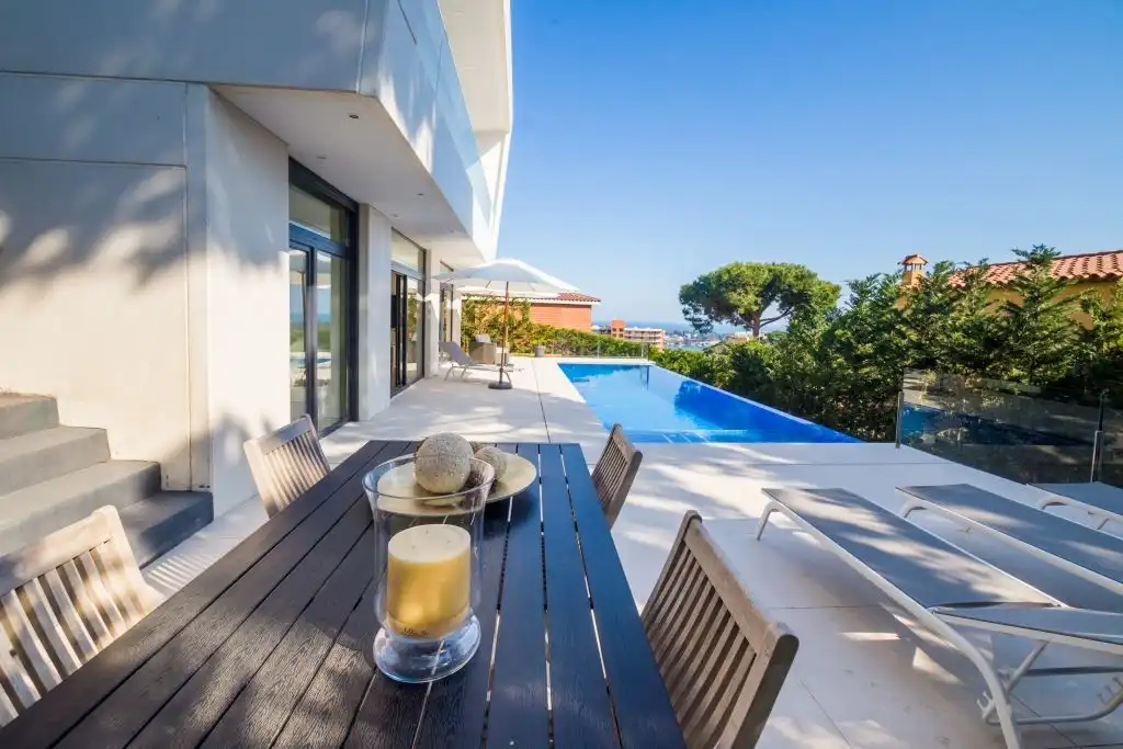 Haus mit Balkon zum Verkauf in Urbanitzacio Santa Julia, imagen 2