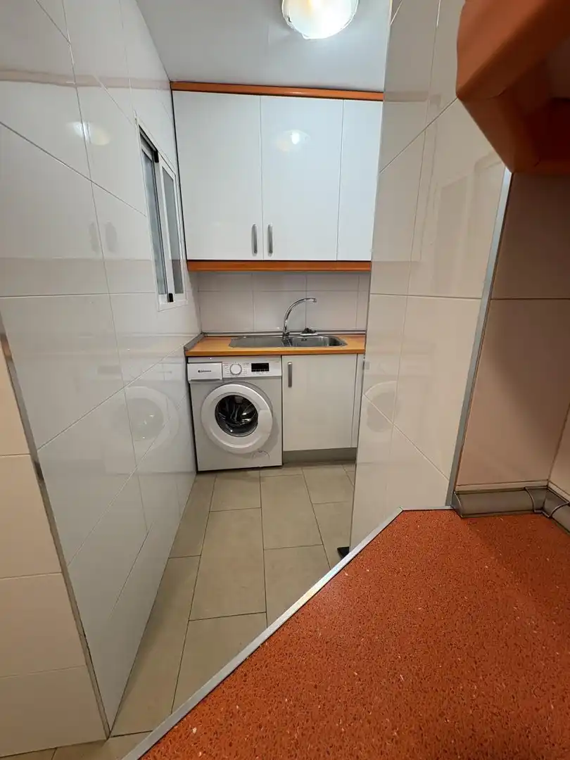 Cocina de Piso de alquiler en Madrid con Aire acondicionado y Balcón