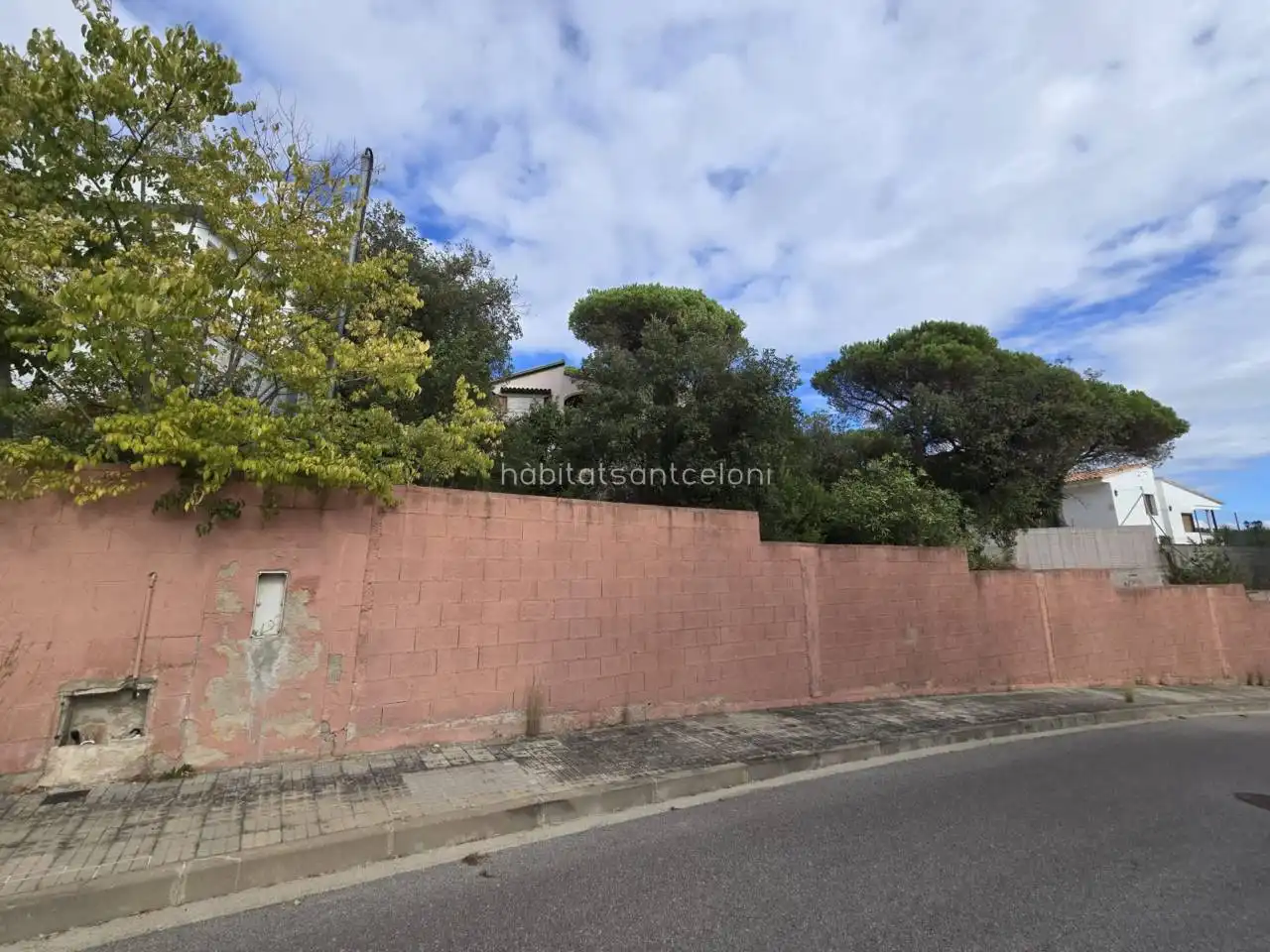 Vista exterior de Casa o xalet en venda en Tordera amb Jardí privat i Terrassa