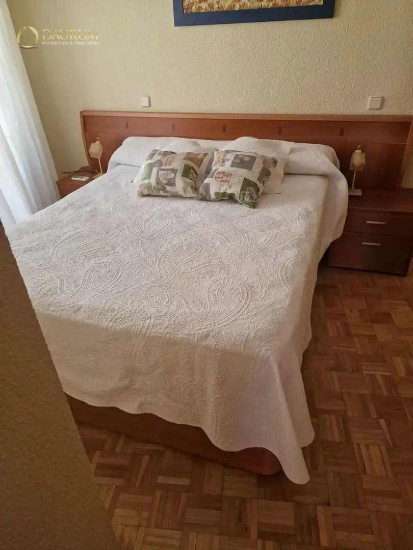 Bedroom of Flat for sale in Madrid  with Air Conditioner, Heating and Terrace