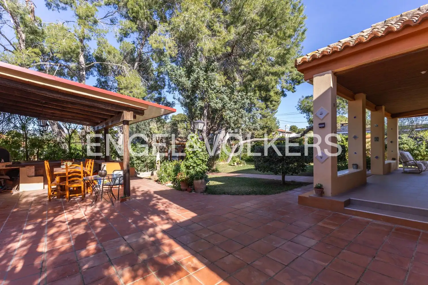 Vista exterior de Casa o chalet en venta en Paterna con Aire acondicionado, Calefacción y Jardín privado