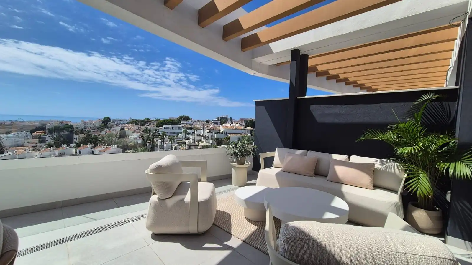 Apartment with pool for sale in Calle de la Cornisa, imagen 14