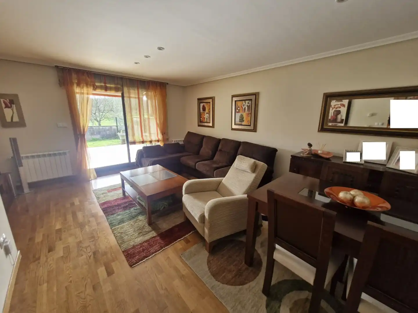 Sala de estar de Casa o chalet en venta en Coles con Calefacción, Jardín privado y Parquet