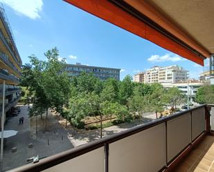 Exterior view of Flat to rent in Girona Capital  with Balcony