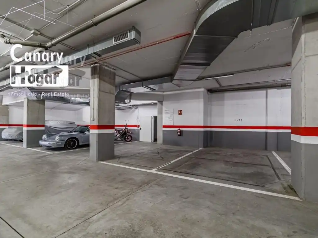 Parking de Ático en venta en Santiago del Teide con Jardín privado y Piscina