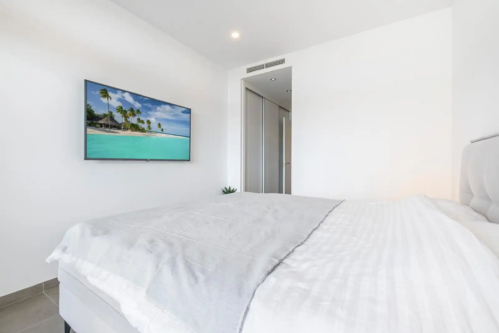 Apartamento con piscina en venta en Playa de Poniente, imagen 14