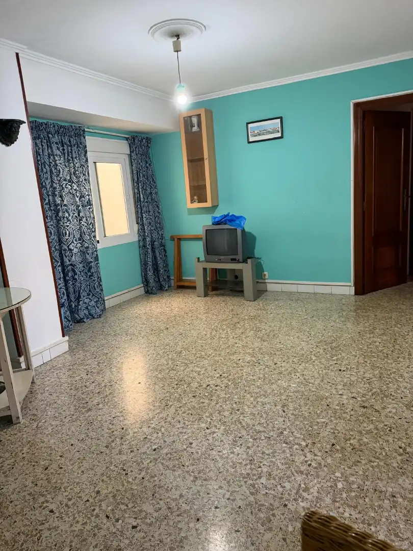 Schlafzimmer von Wohnung zum Verkauf in Santiago de Compostela  mit Heizung, Parkett und Abstellraum