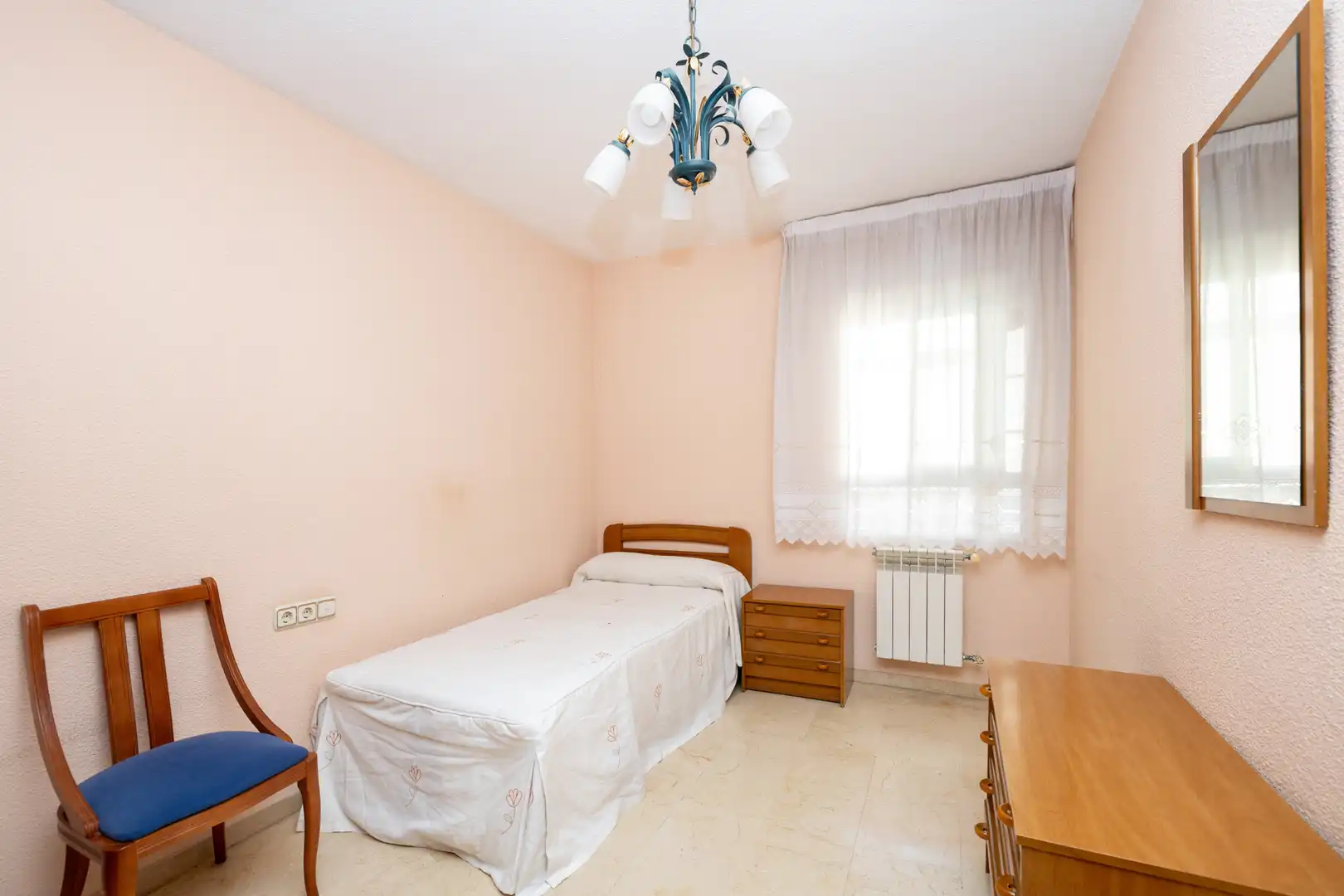 Piso de alquiler en Avenida de Italia, 3, Barrio de Zaidín
