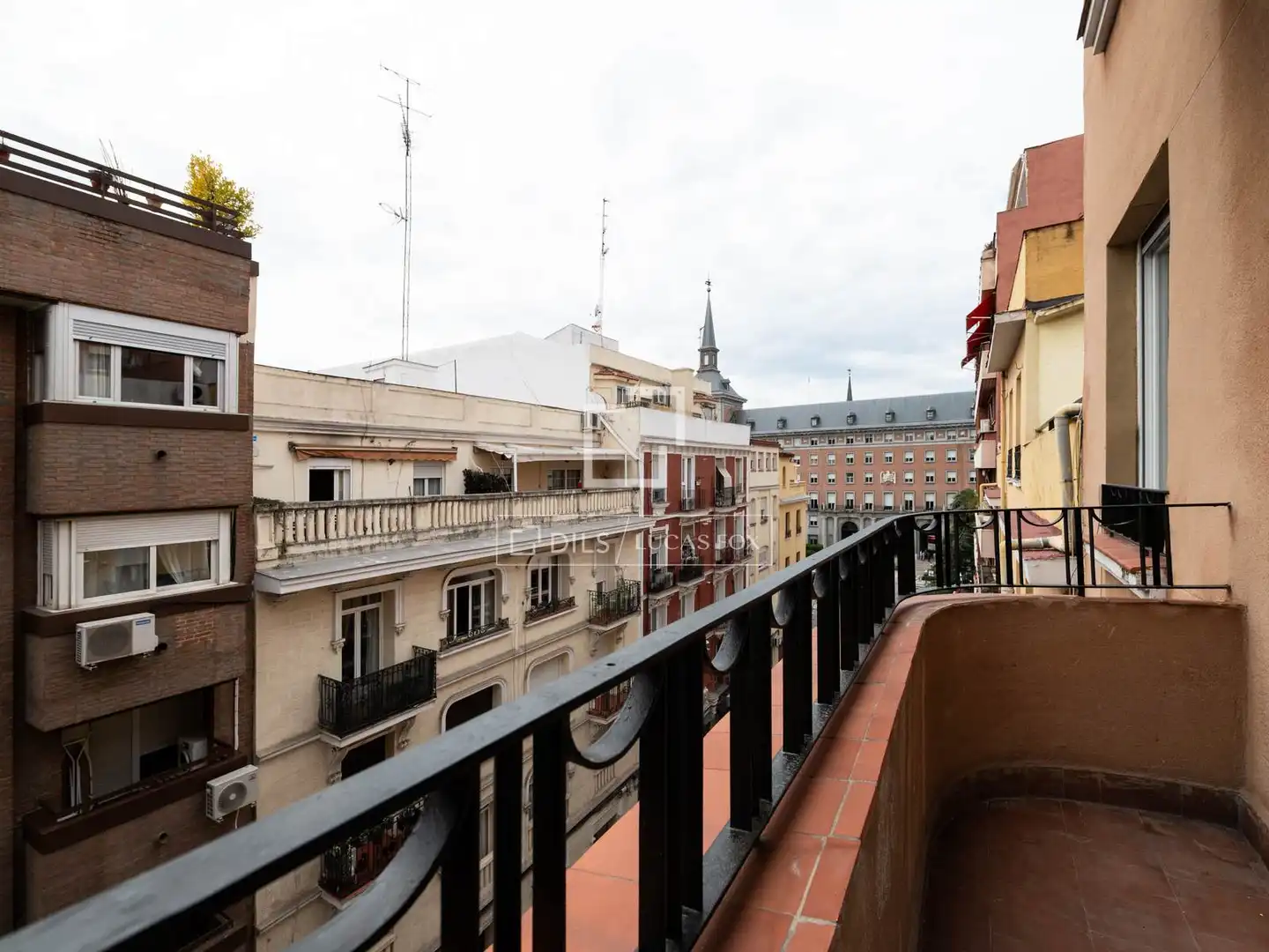 Terrassa de Pis en venda en Madrid amb Aire condicionat, Calefacció i Parquet