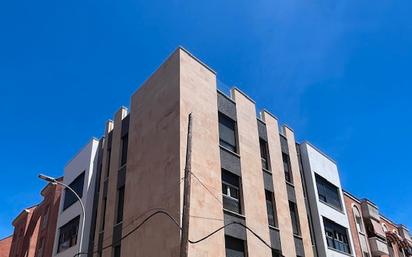 Exterior view of Flat for sale in Salamanca Capital