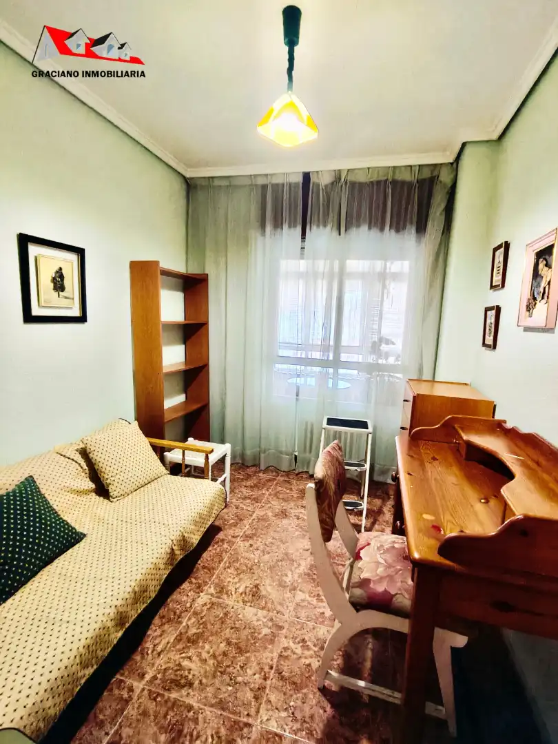 Piso con terraza en venta en Centro, imagen 3