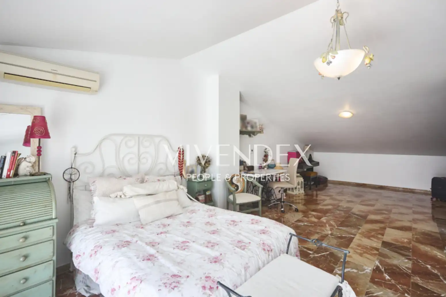 Bedroom of Houses for sale in Sant Vicenç Dels Horts  with Terrace