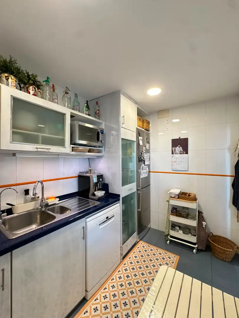 Kitchen of Ground floor for sale in Badalona  with Air Conditioner, Heating and Terrace