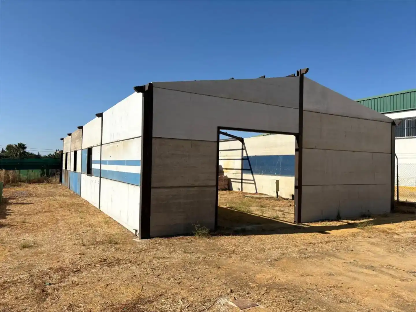 Vista exterior de Finca rústica en venta en La Algaba con Piscina