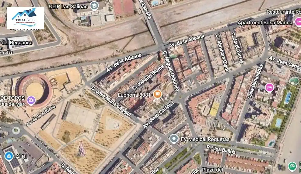 Außenansicht von Garage zum Verkauf in Roquetas de Mar
