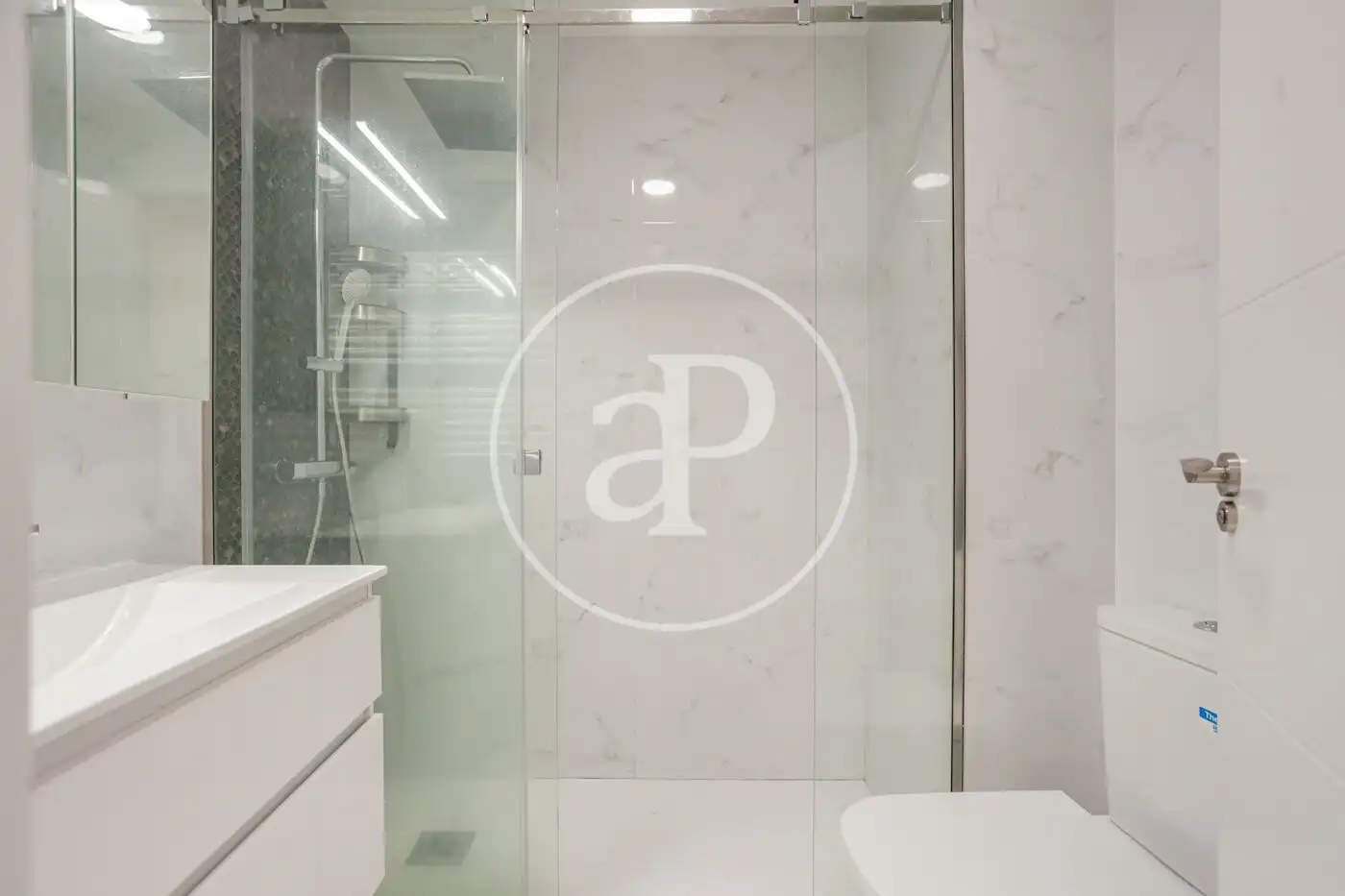 Bathroom of Detached homes for sale in Las Rozas de Madrid  with Heating