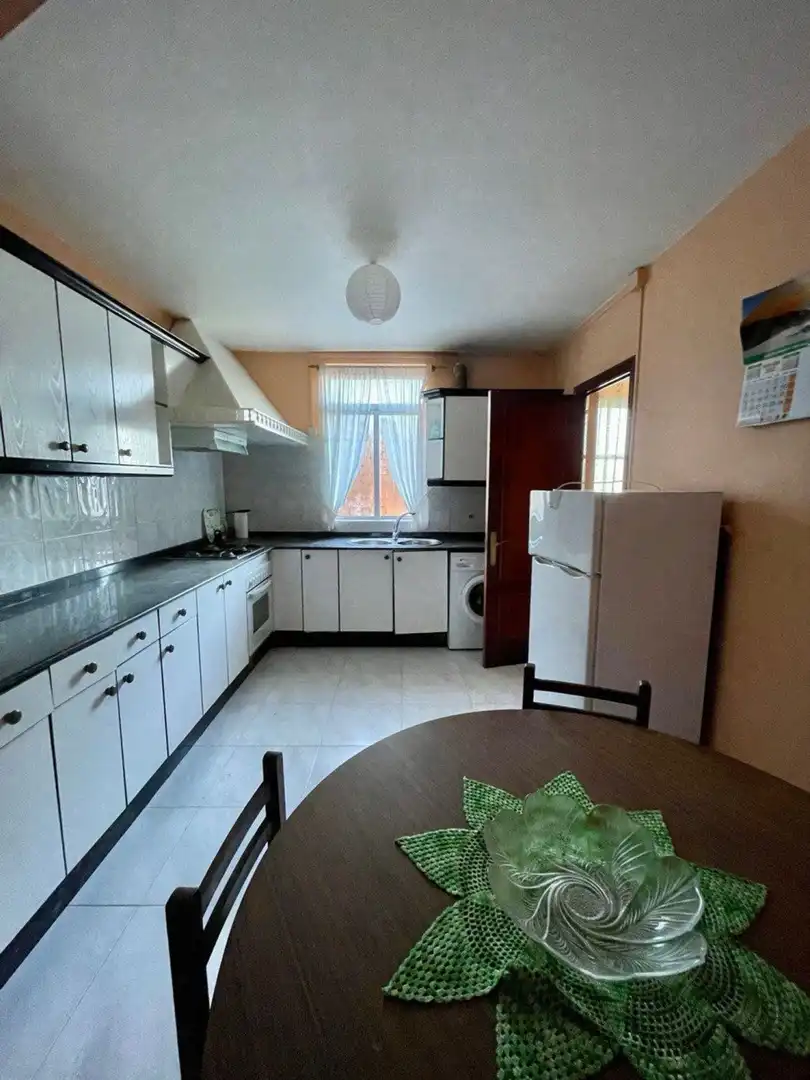 Chalet con jardín en venta en Av del Almte Pedro Fernández Martín 1, imagen 16