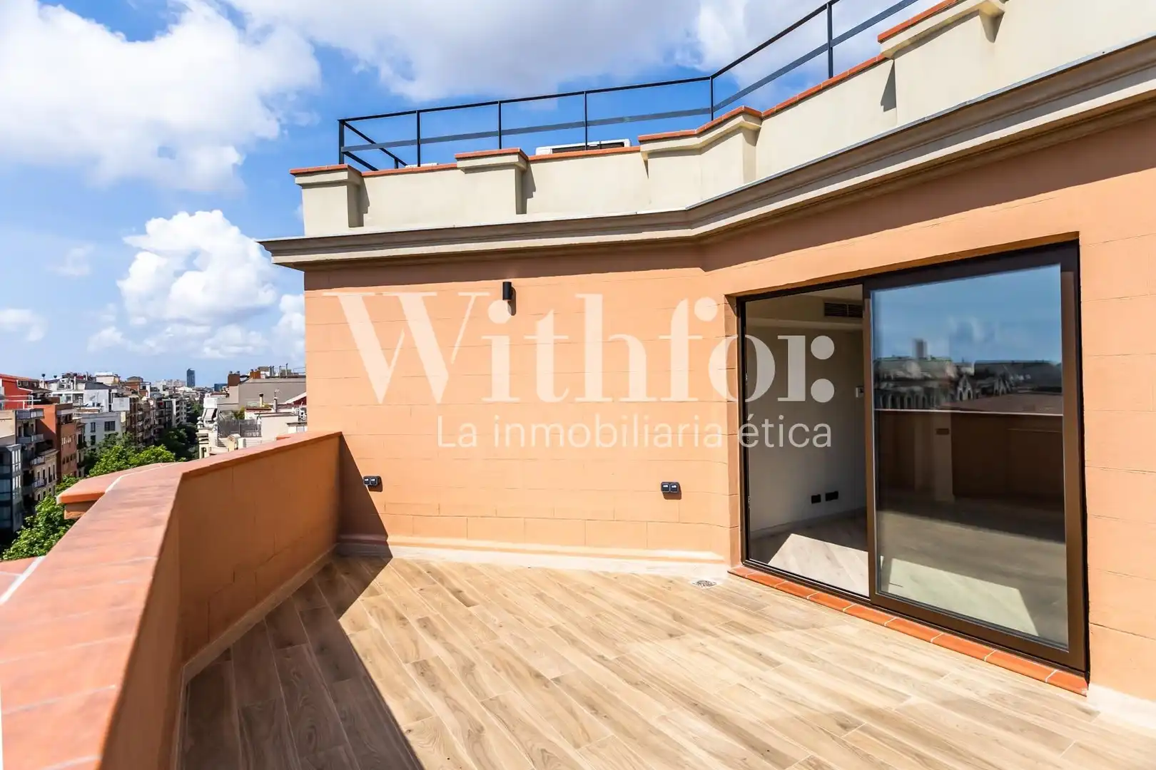 Terraza de Ático en venta en Barcelona con Calefacción, Terraza y Balcón