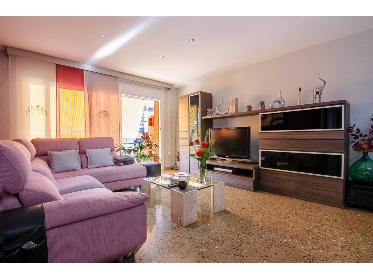 Living room of Flat for sale in Terrassa  with Air Conditioner, Heating and Terrace