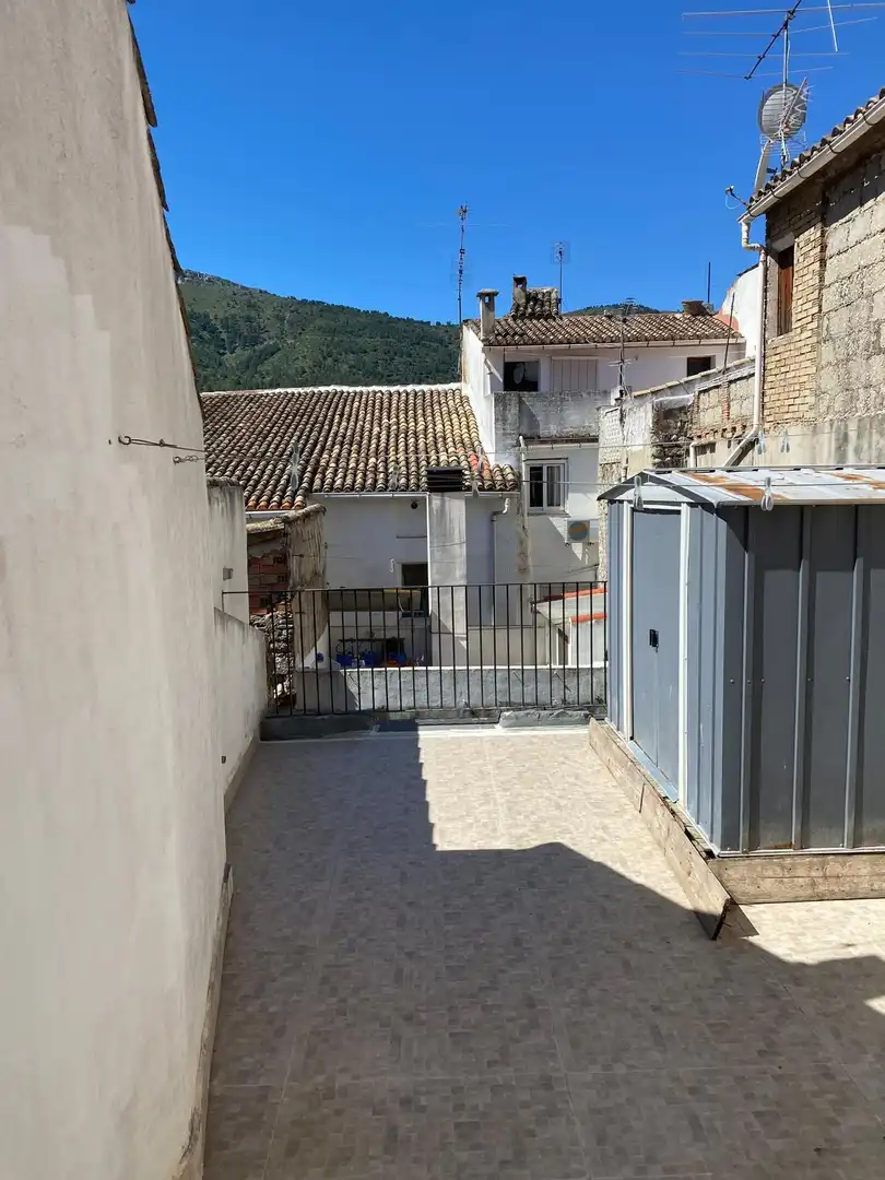 Vista exterior de Finca rústica en venta en Castell de Castells con Terraza, Trastero y Balcón