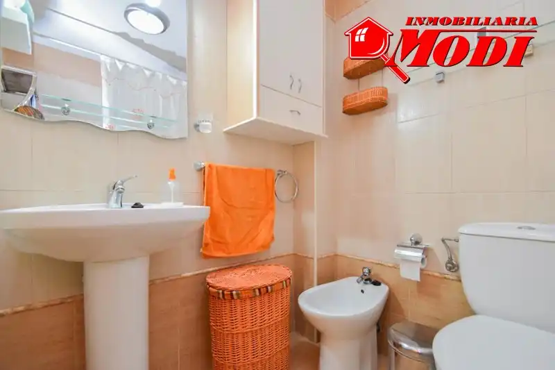 Baño de Casa adosada en venta en Alhendín con Calefacción, Jardín privado y Terraza