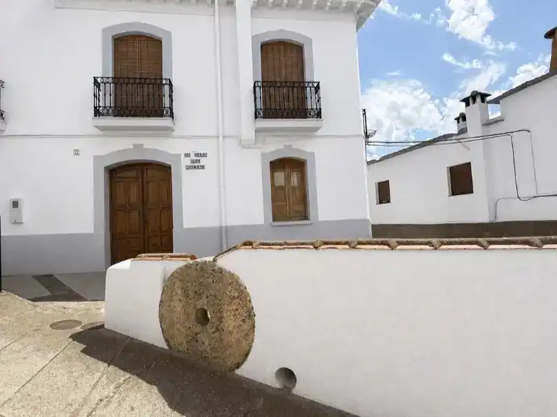 Vista exterior de Casa adosada en venta en Busquístar, Granada